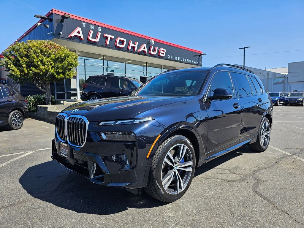 2023 BMW X7