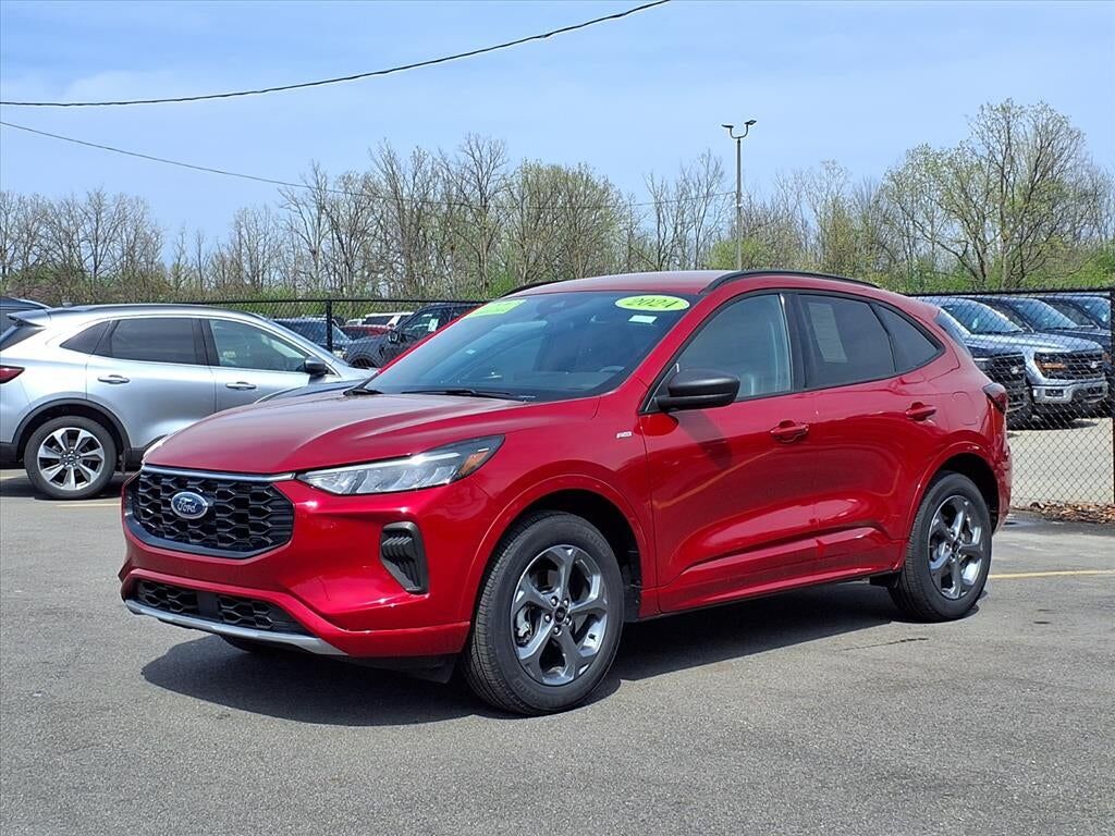 2024 FORD Escape