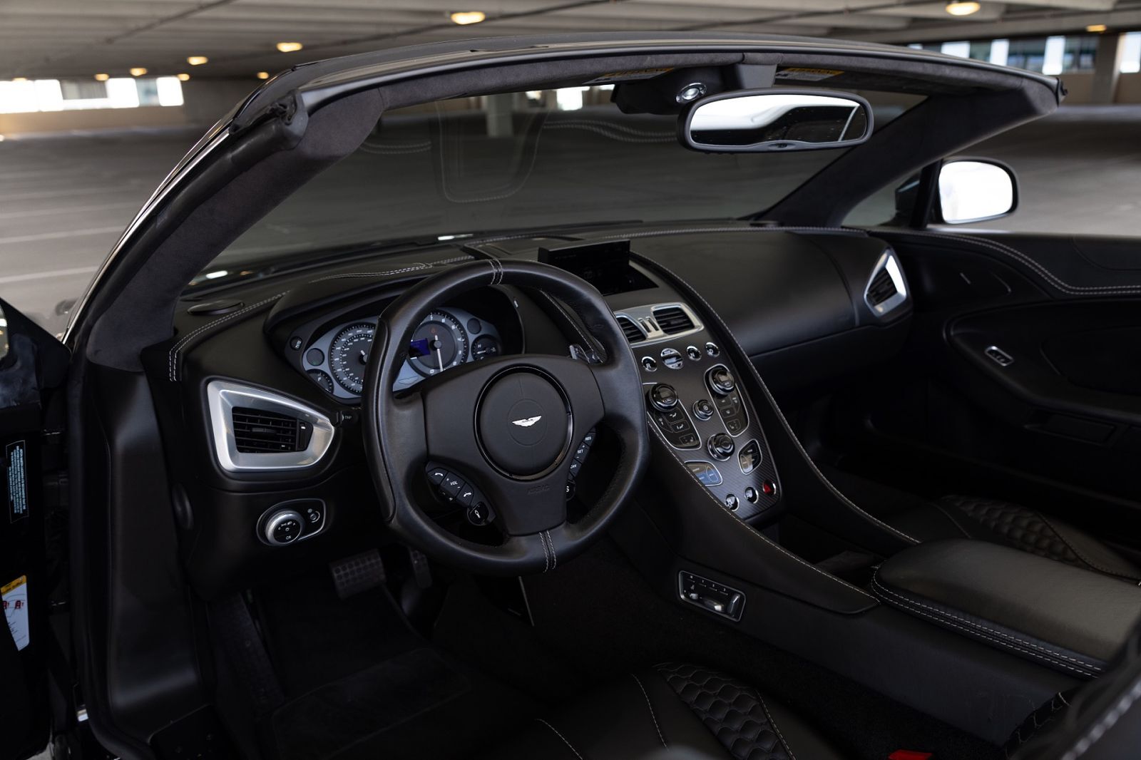 2015 ASTON MARTIN Vanquish