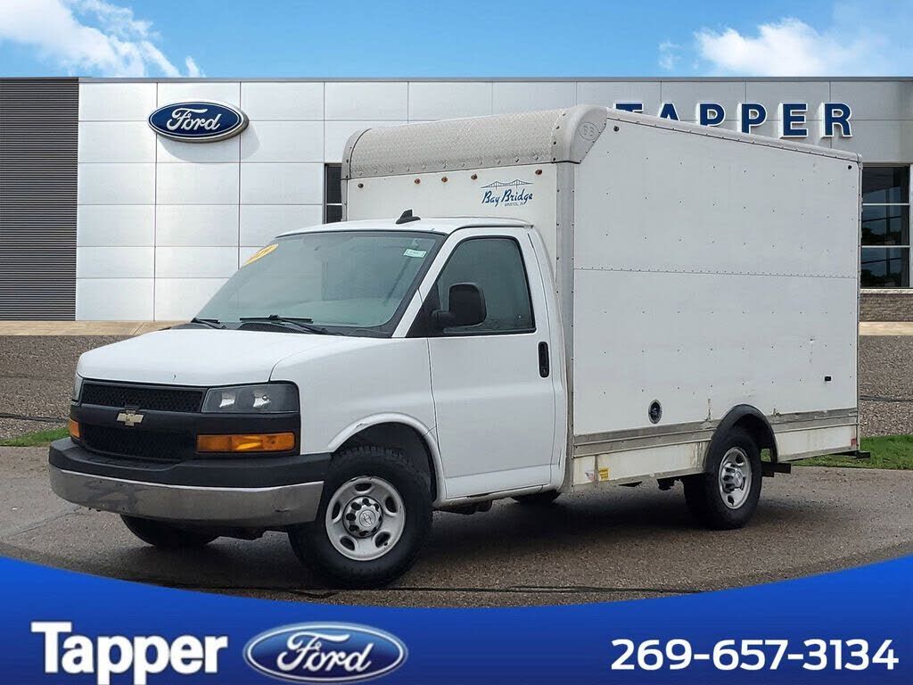 2019 CHEVROLET Express
