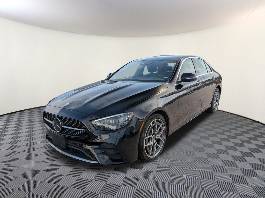 2022 MERCEDES-BENZ E-Class