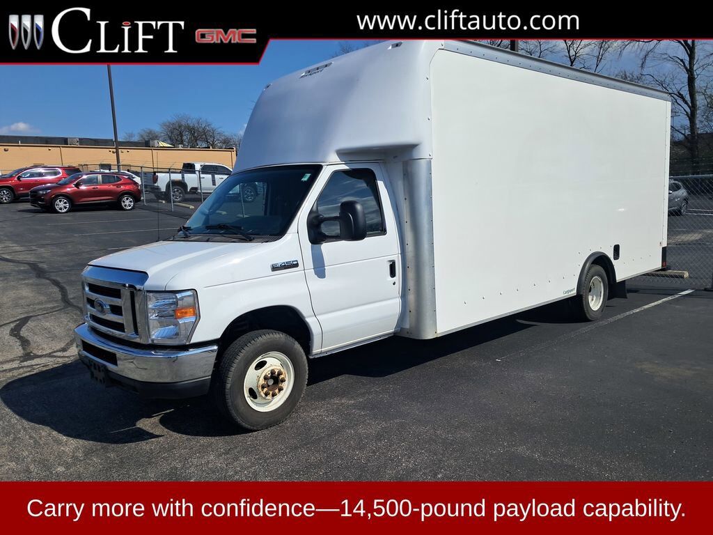 2019 FORD E-450