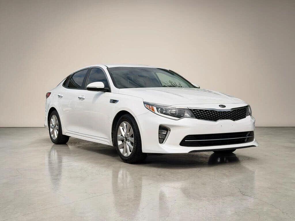 2018 KIA Optima