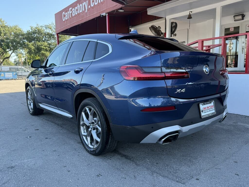 2022 BMW X4