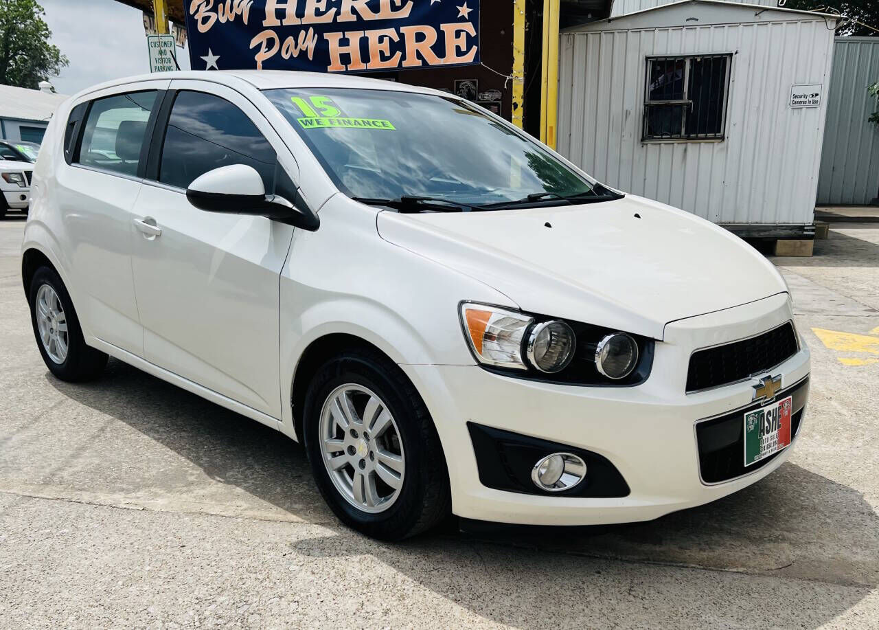 2015 CHEVROLET Sonic