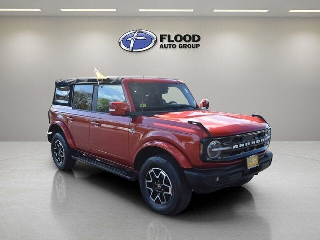 2022 FORD Bronco