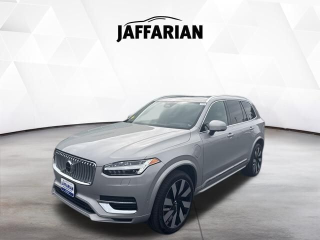 2024 VOLVO XC90