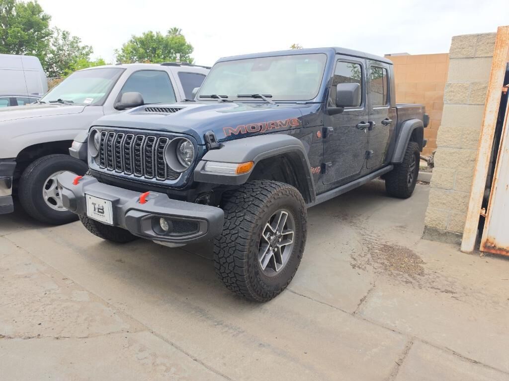 2025 JEEP Gladiator