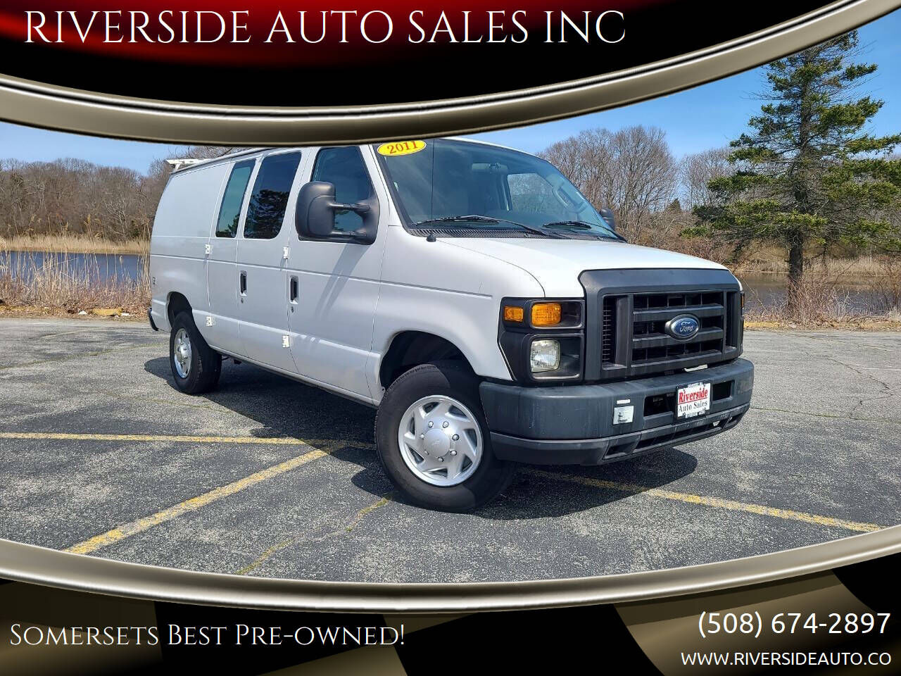 2011 FORD E-250