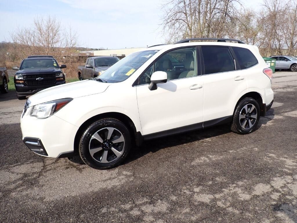 2017 SUBARU Forester