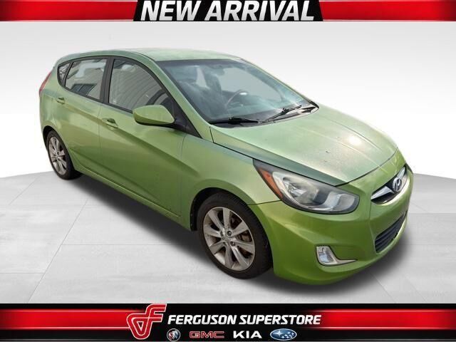2012 HYUNDAI Accent