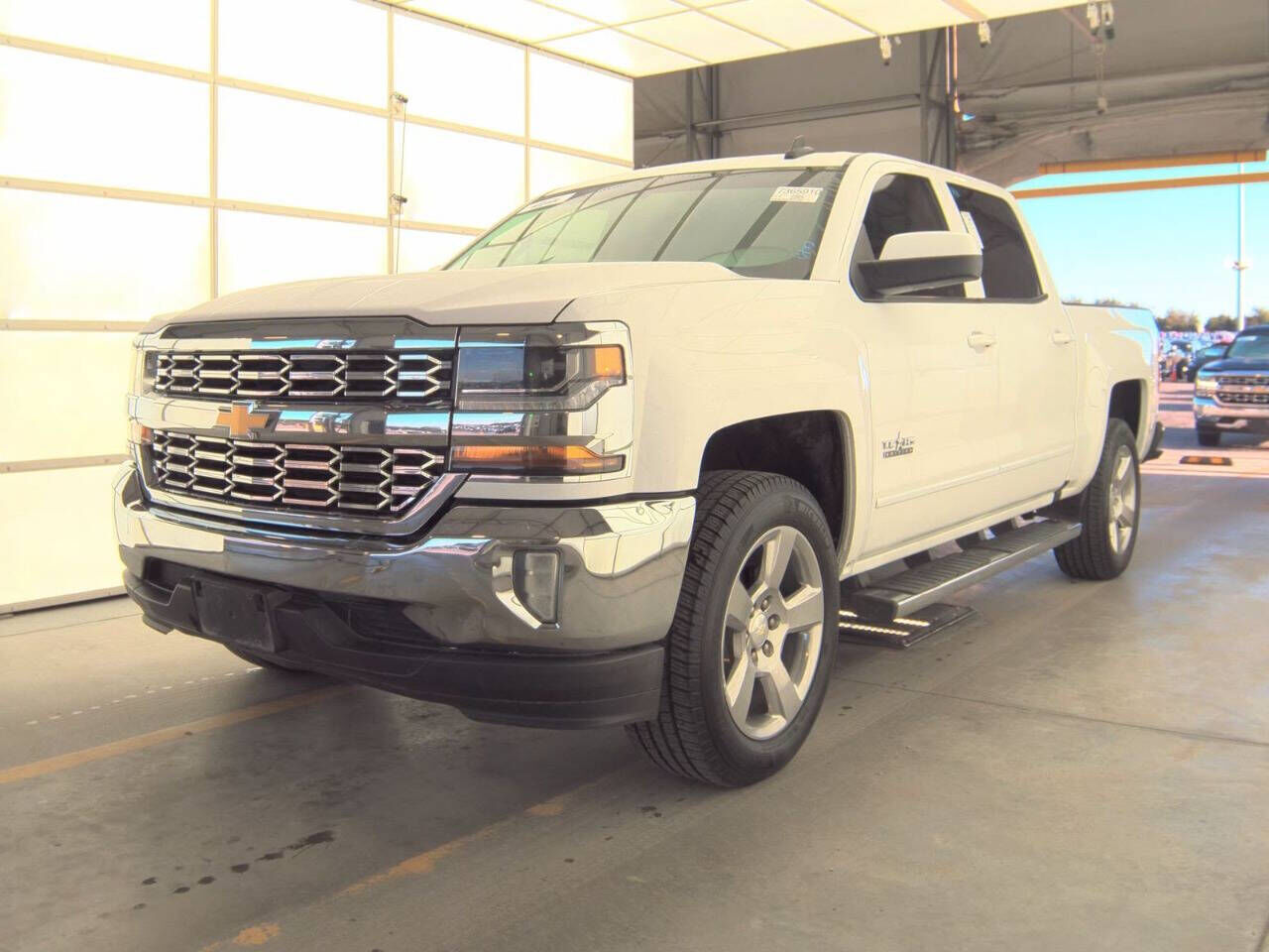 2018 CHEVROLET Silverado