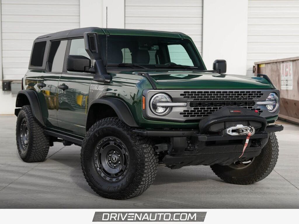 2023 FORD Bronco