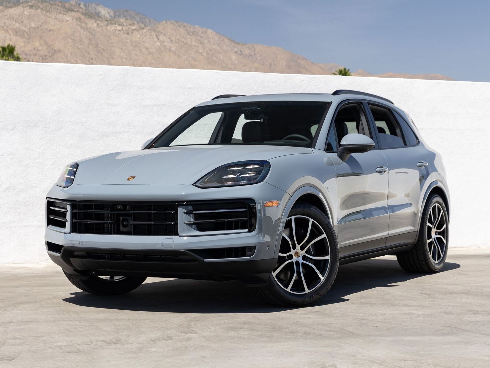 2026 PORSCHE Cayenne
