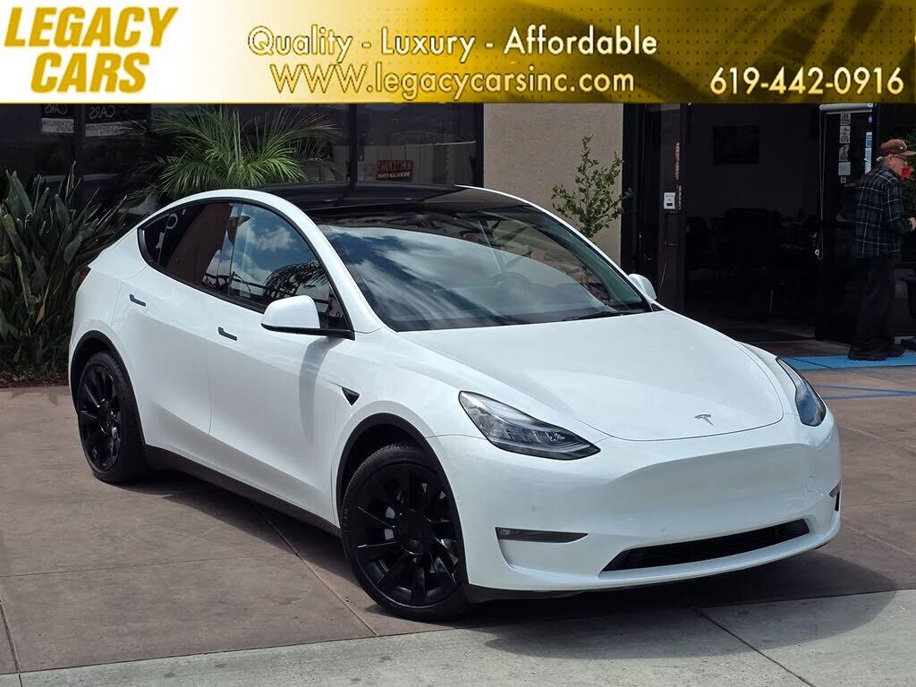 2021 TESLA Model Y