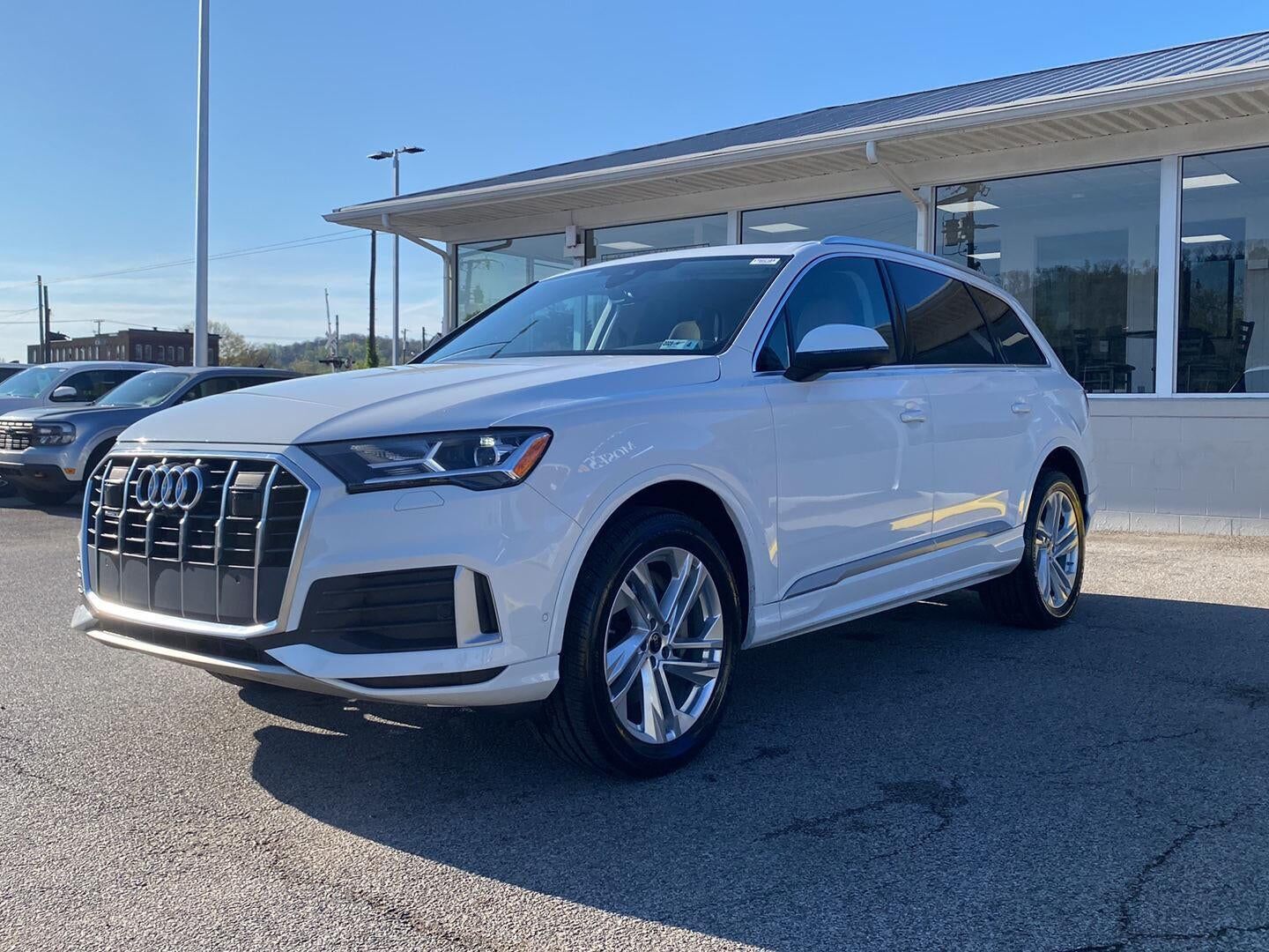 2023 AUDI Q7