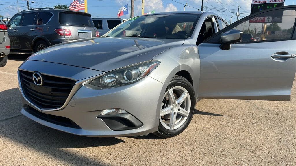 2015 MAZDA Mazda3