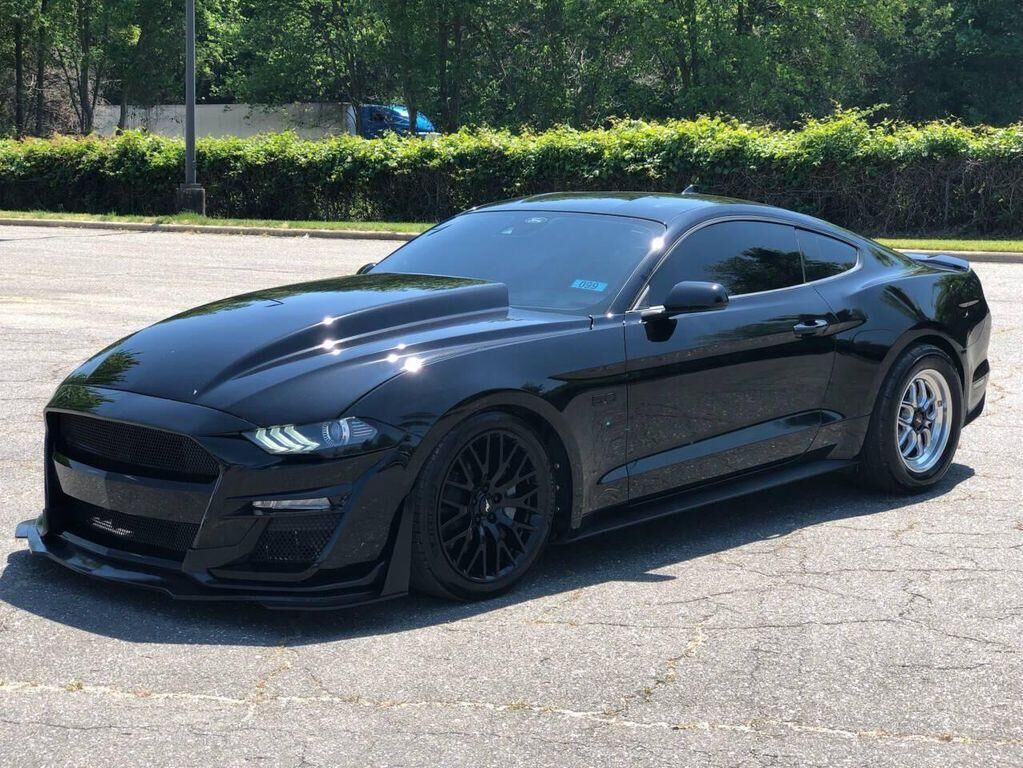 2021 FORD Mustang