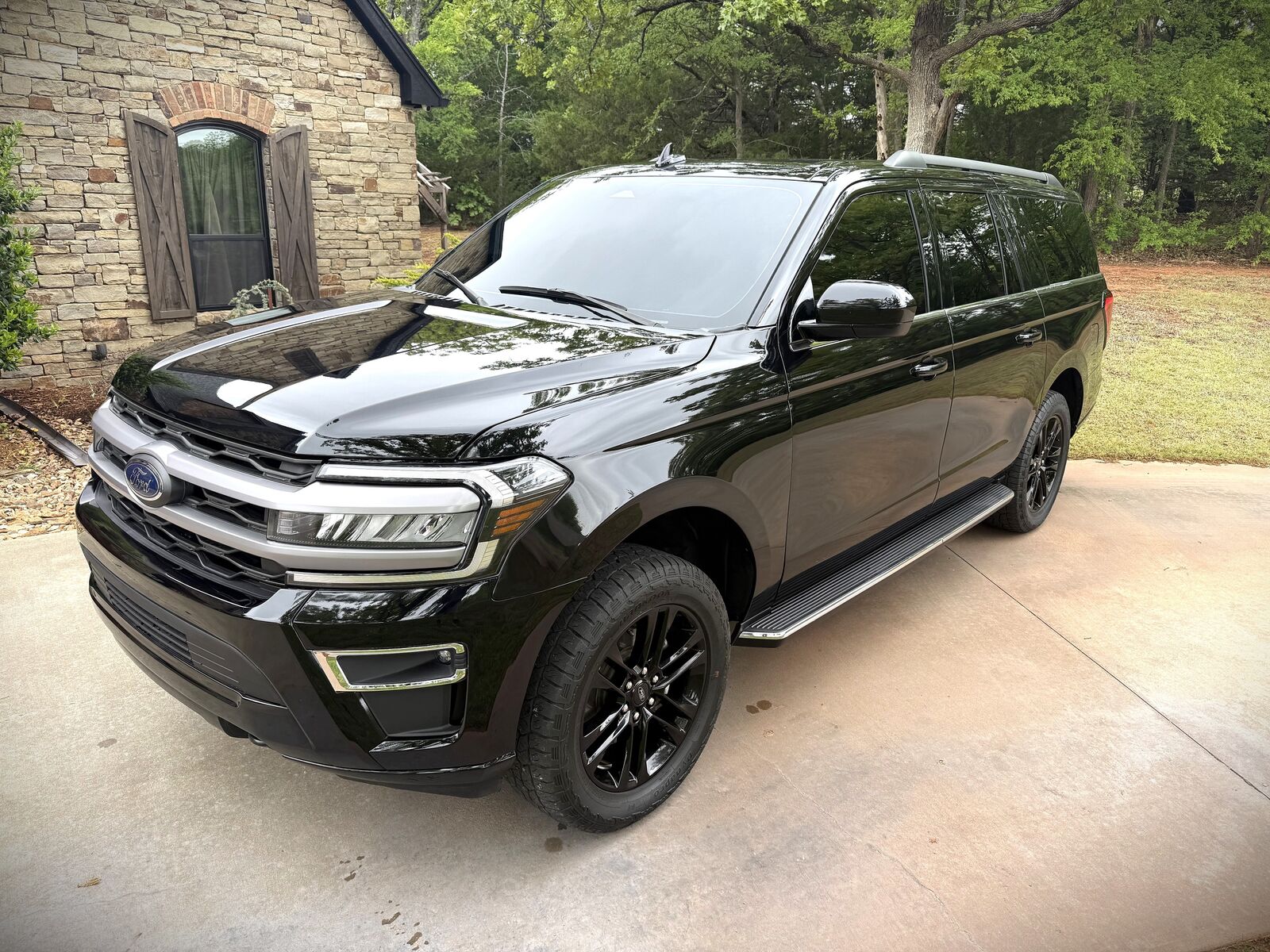 2023 FORD Expedition