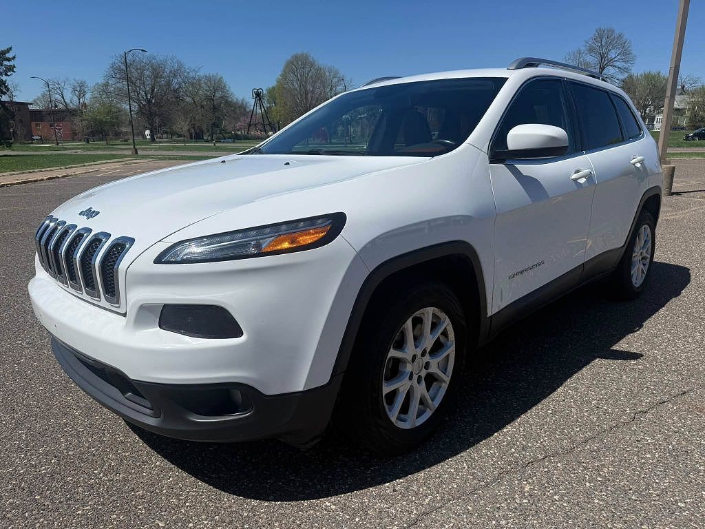 2018 JEEP Cherokee