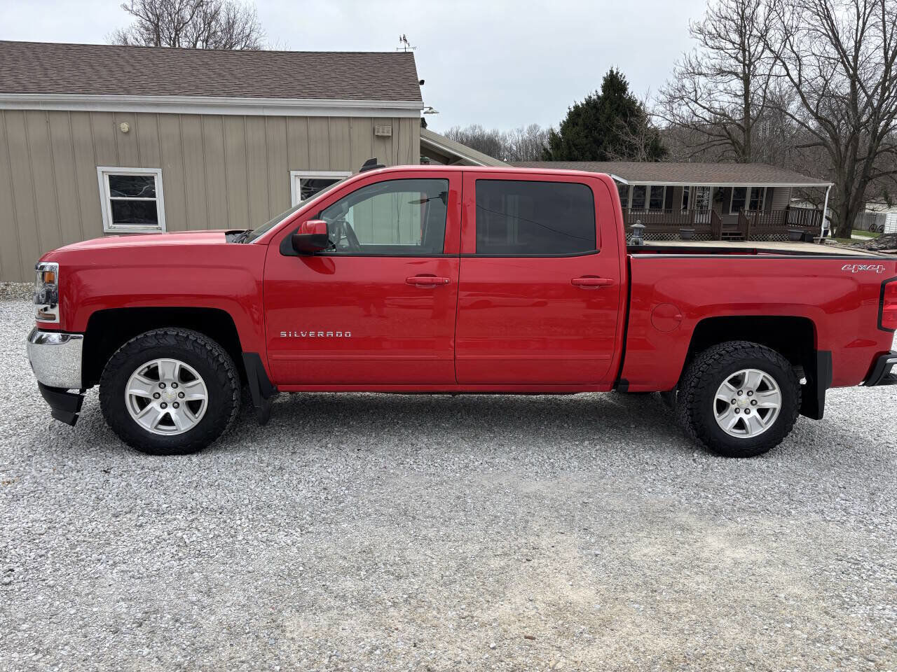 2017 CHEVROLET Silverado
