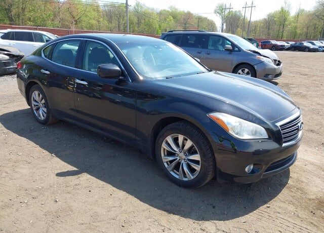 2012 INFINITI M37