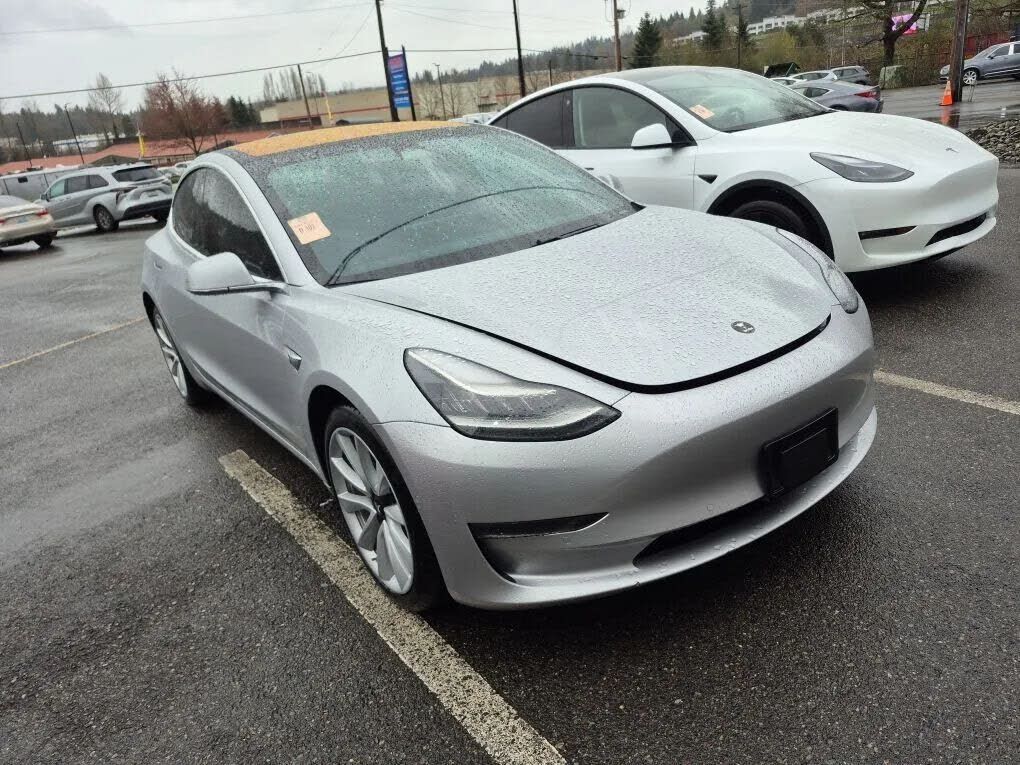 2018 TESLA Model 3