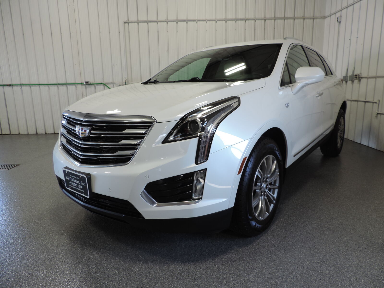 2017 CADILLAC XT5