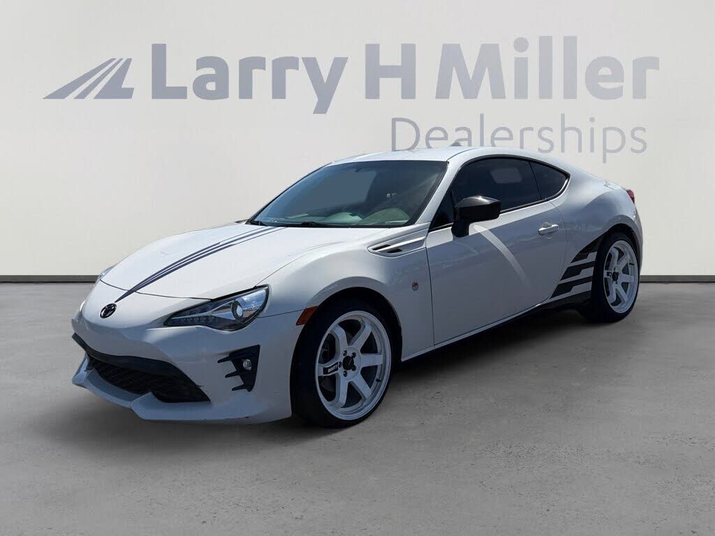 2017 TOYOTA 86