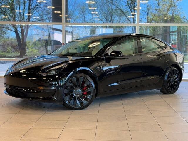 2023 TESLA Model 3