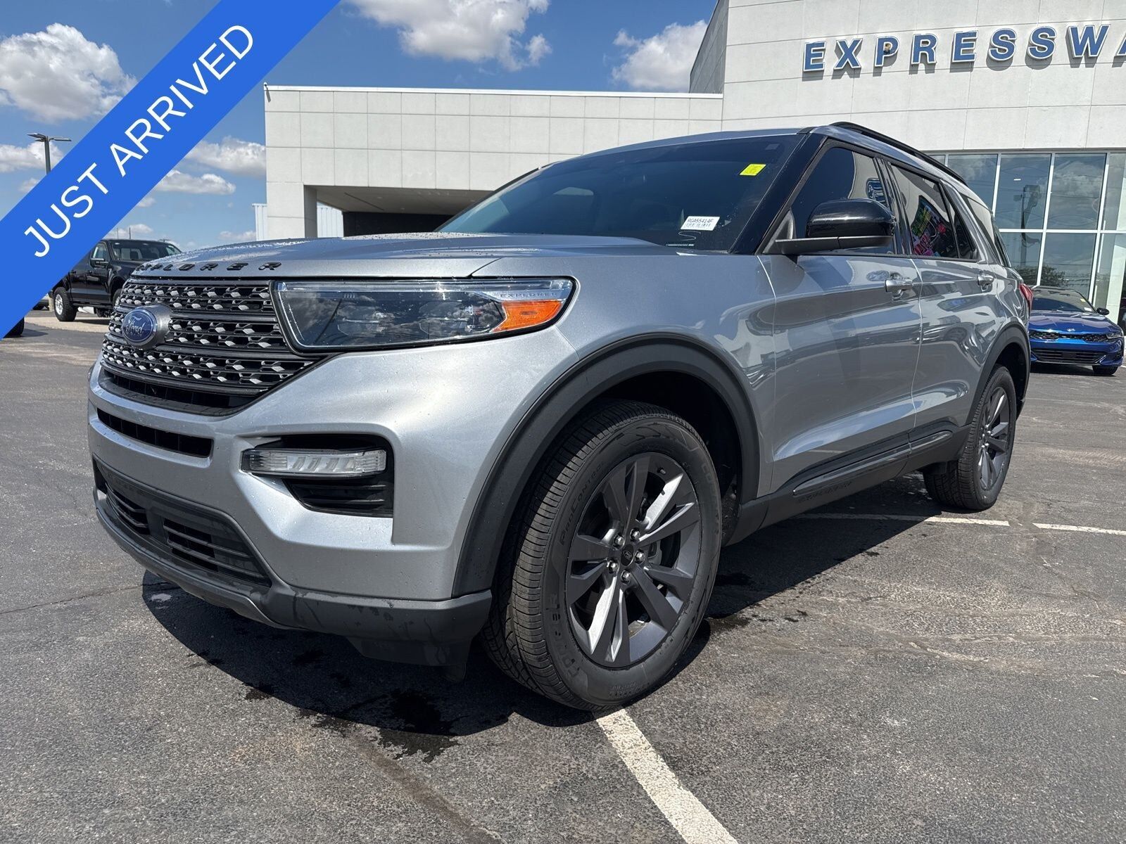 2024 FORD Explorer