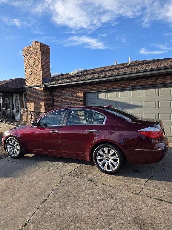 2009 HYUNDAI Genesis