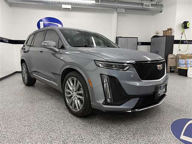 2020 CADILLAC XT6