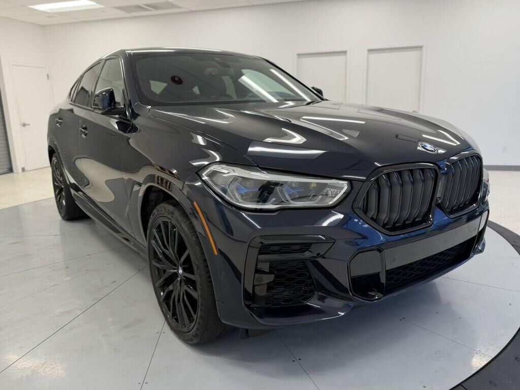 2022 BMW X6