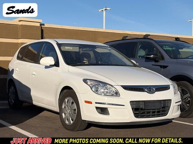 2010 HYUNDAI Elantra Touring
