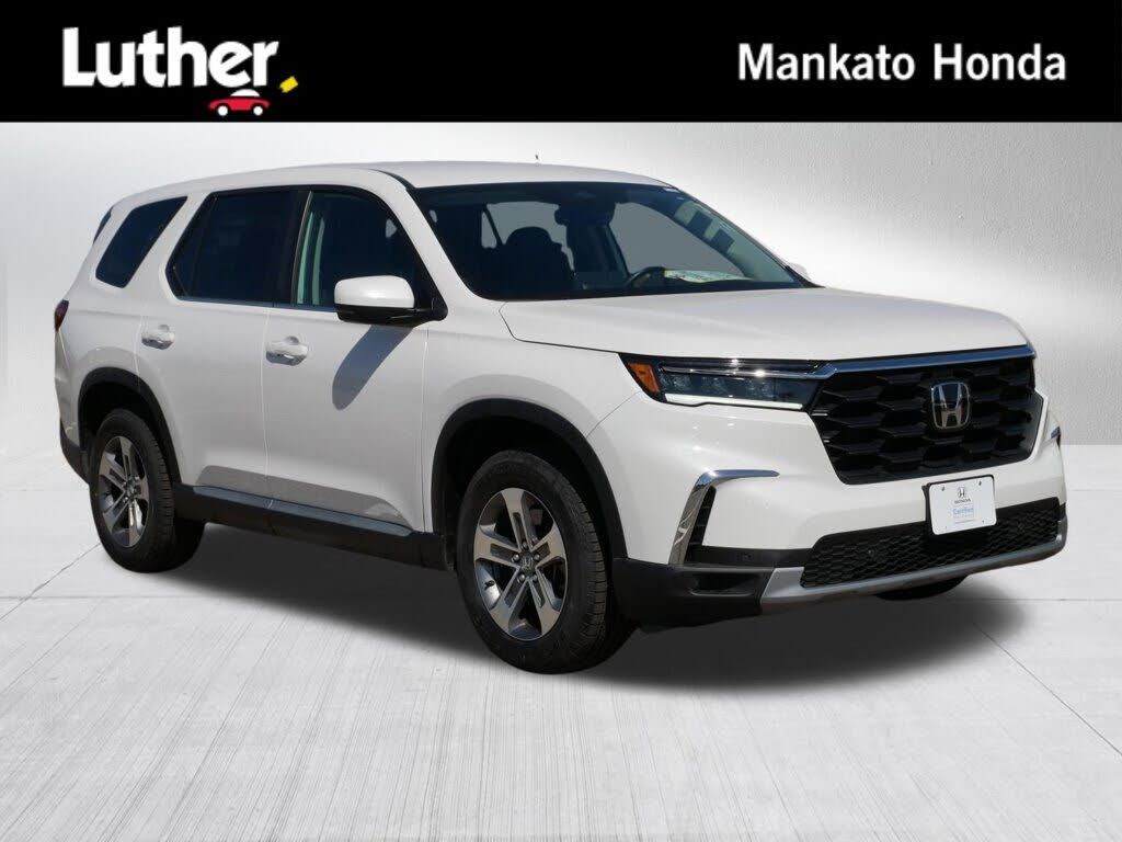 2023 HONDA Pilot