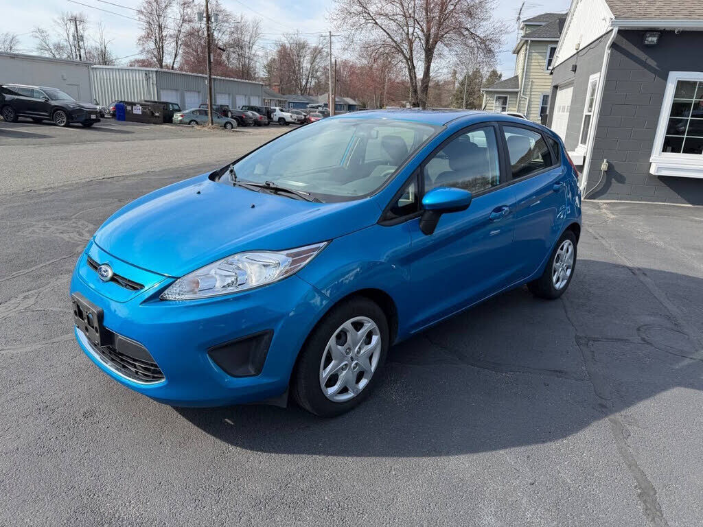 2012 FORD Fiesta