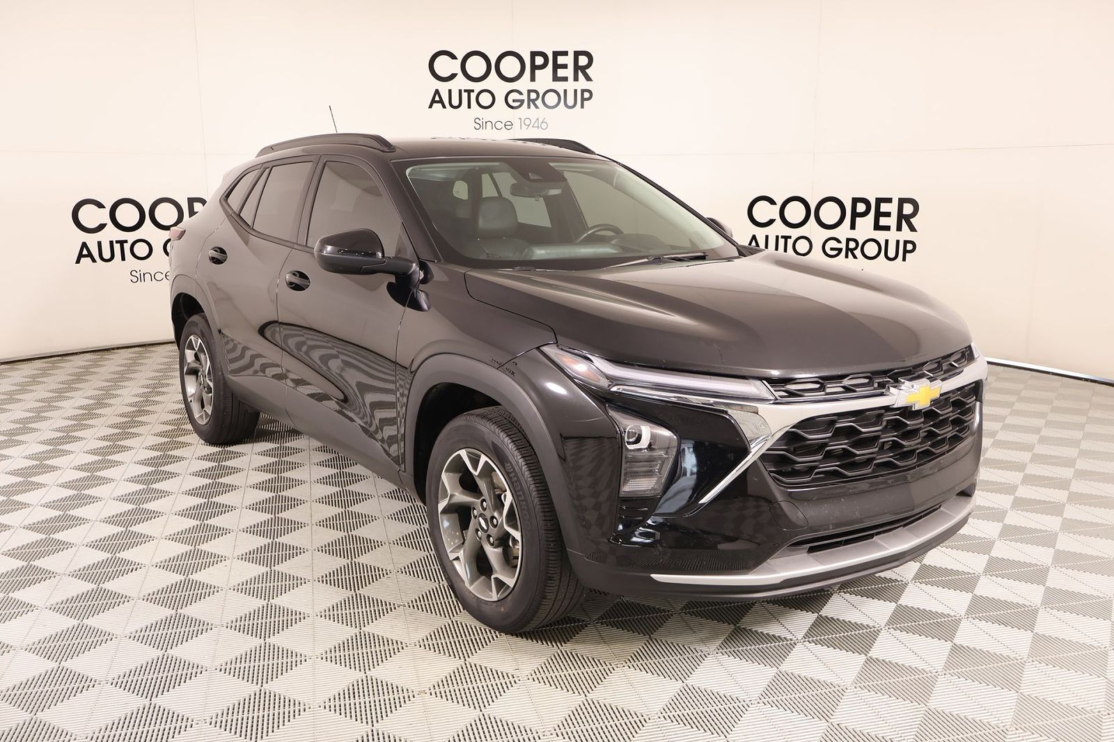 2024 CHEVROLET Trax