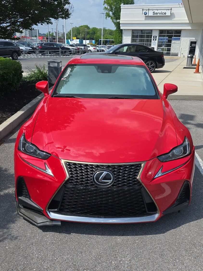 2017 LEXUS IS
