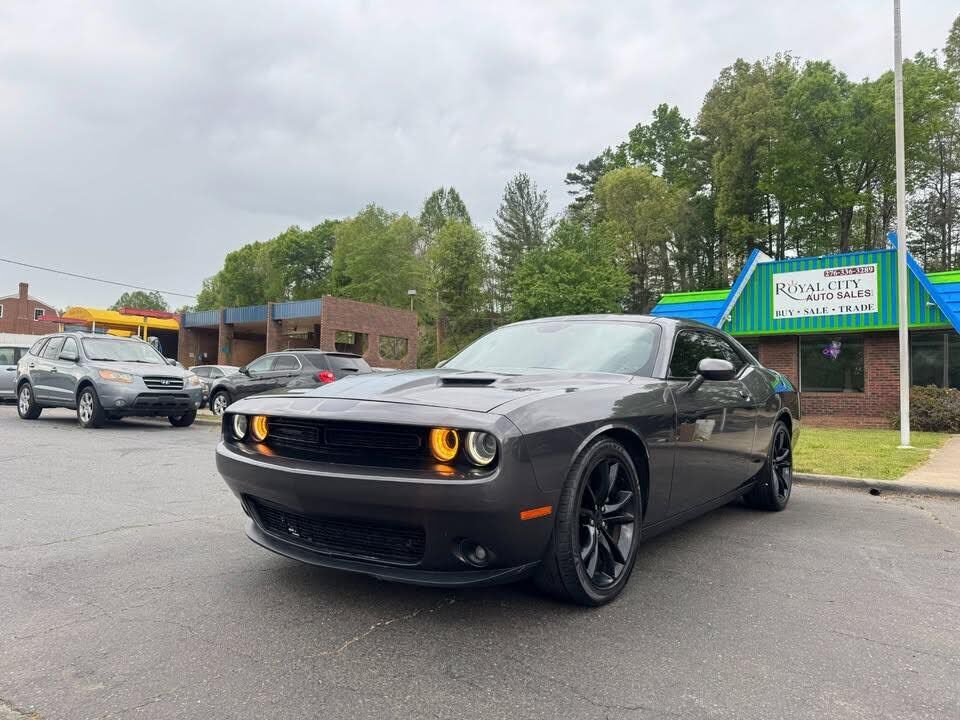 2016 DODGE Challenger