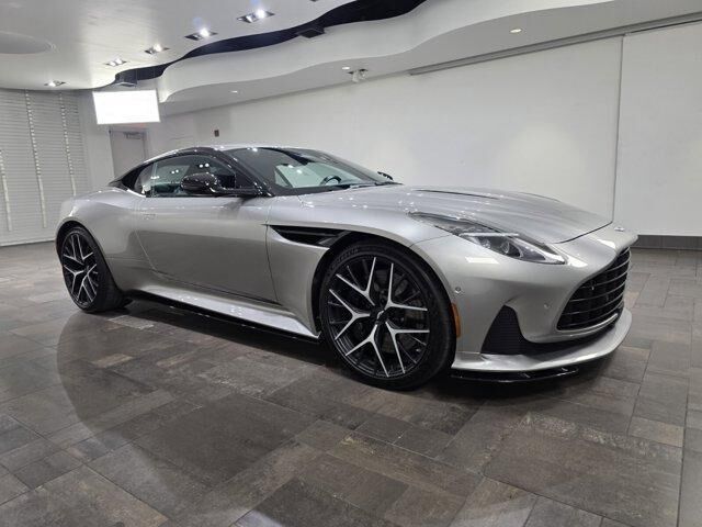 2024 ASTON MARTIN DB12