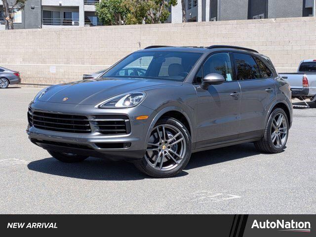 2021 PORSCHE Cayenne