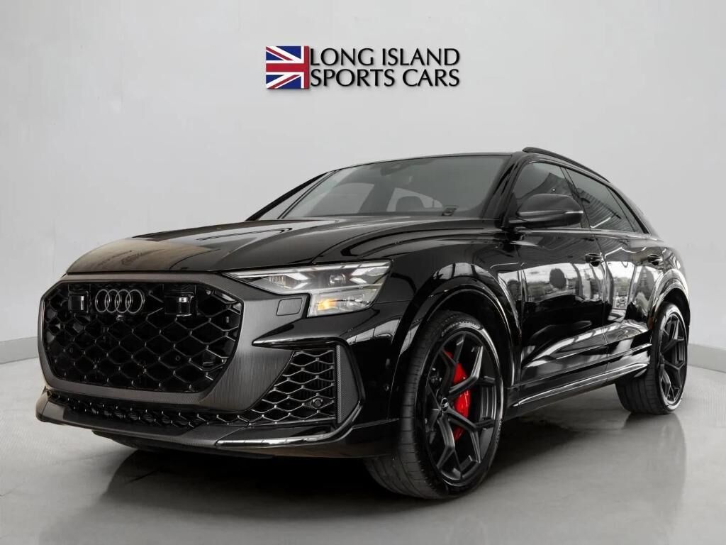 2025 AUDI RS Q8