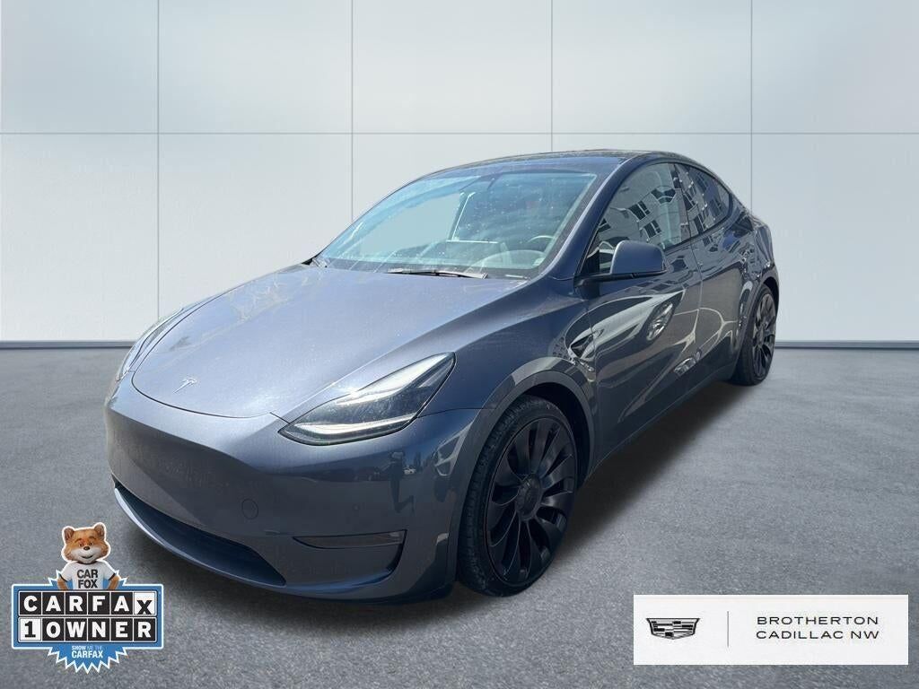 2022 TESLA Model Y