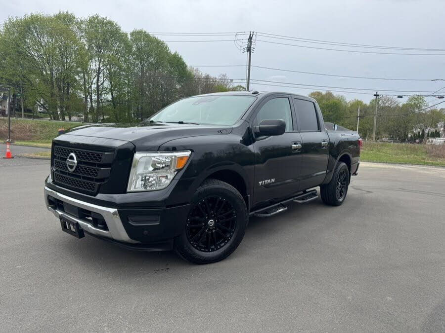 2021 NISSAN Titan