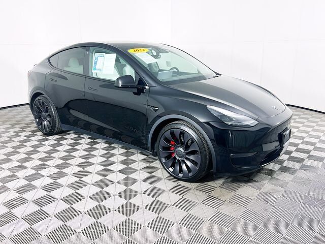 2022 TESLA Model Y