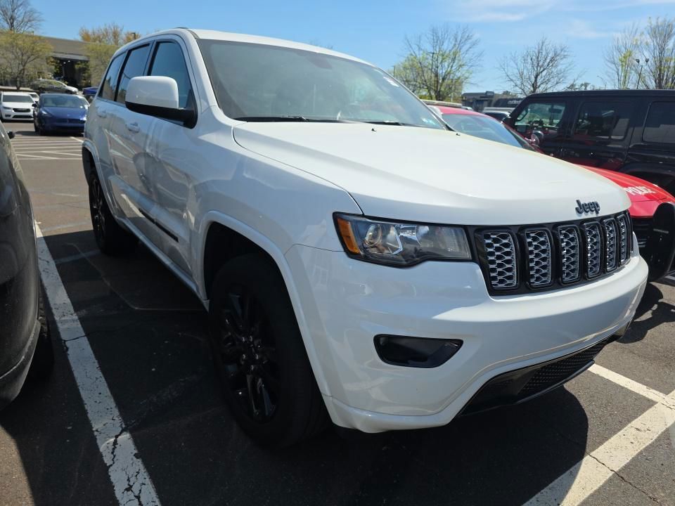 2022 JEEP Grand Cherokee