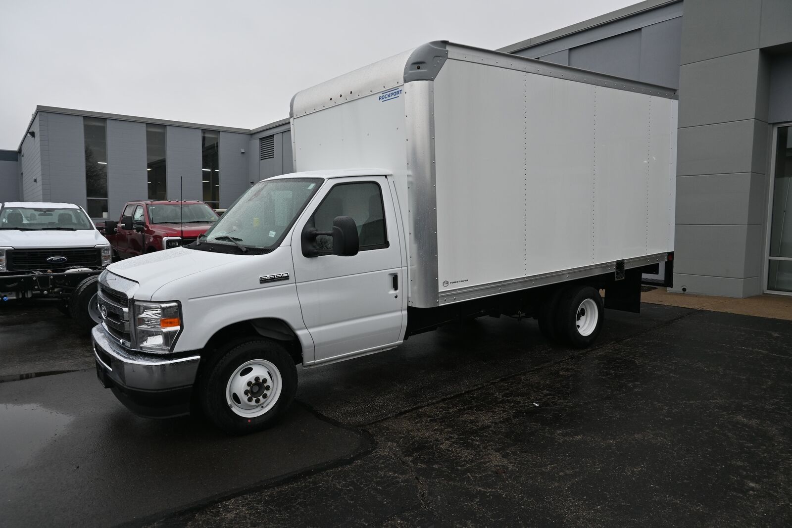 2026 FORD E-350