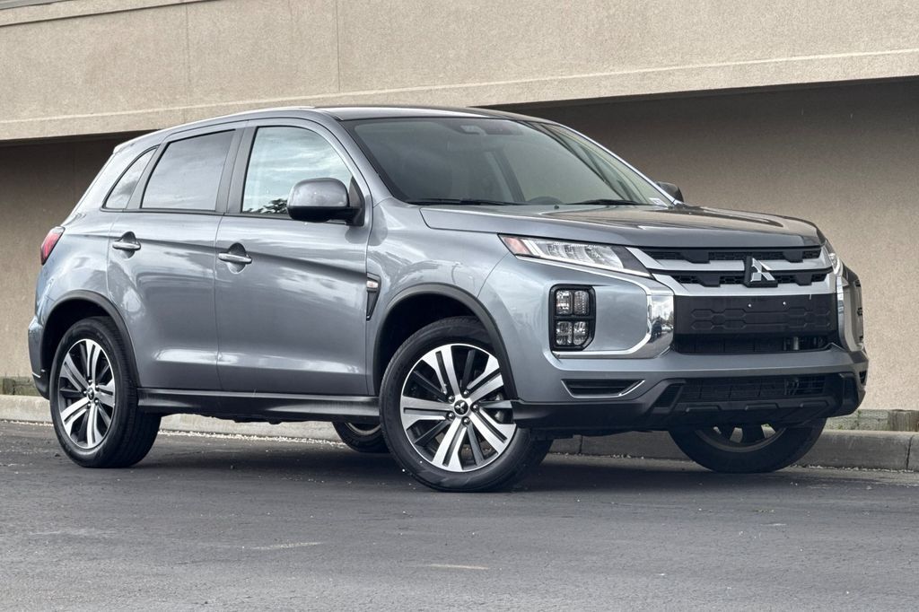 2025 MITSUBISHI Outlander Sport