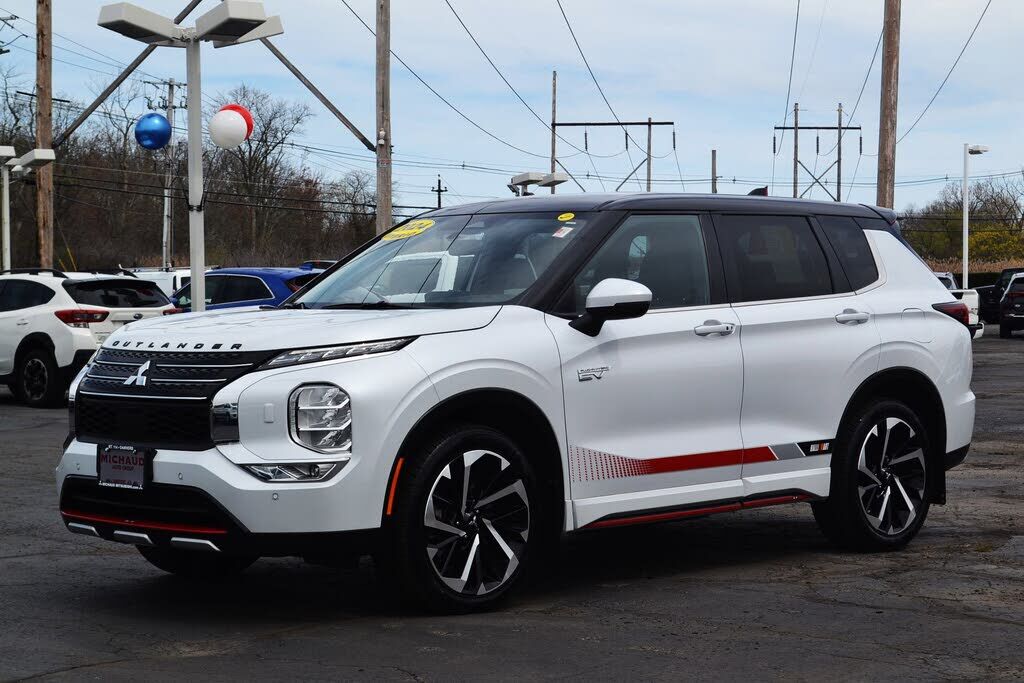 2024 MITSUBISHI Outlander